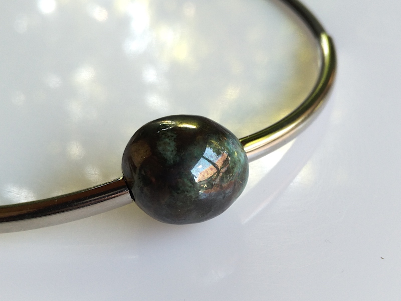 Keramik Kette - Kugel grün metallic Keramik Kette - Kugel grün metallic