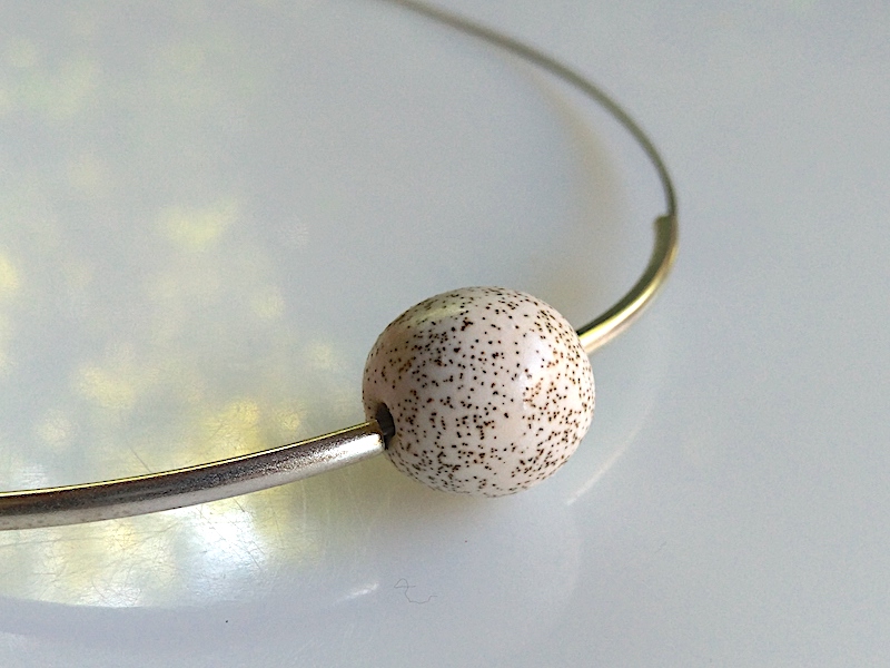 Keramik Kette - kleine Kugel weiß Collier Keramik Kette - kleine Kugel weiß Collier