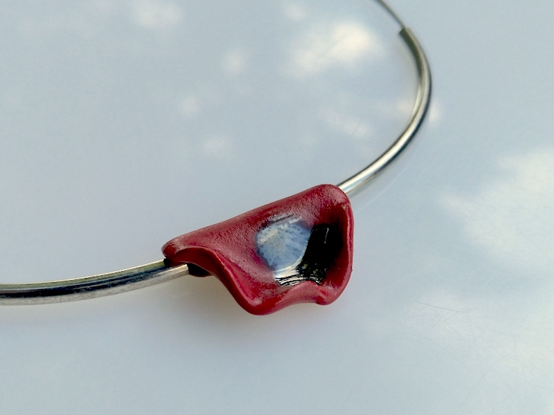 Keramik Kette - klein rot mit Edelstahlcollier