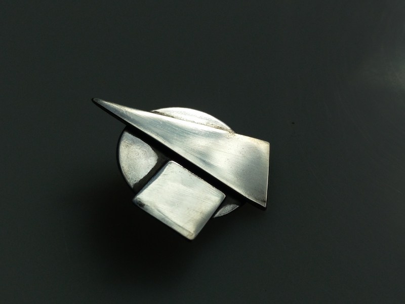 925er Silber Anhänger "Kreis mit Ecken" 925er Silber Anhänger "Kreis mit Ecken"