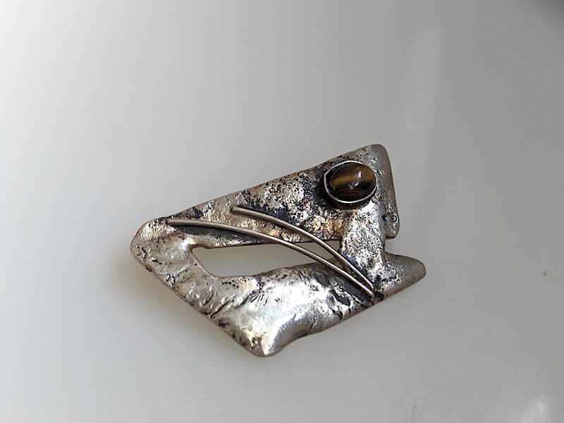 925er Silber Anhänger mit kleinem Tigerauge 925er Silber Anhänger mit kleinem Tigerauge