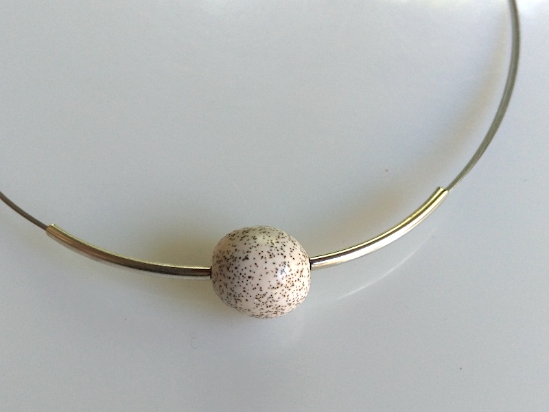 Keramik Kette - kleine Kugel weiß Collier Keramik Kette - kleine Kugel weiß Collier
