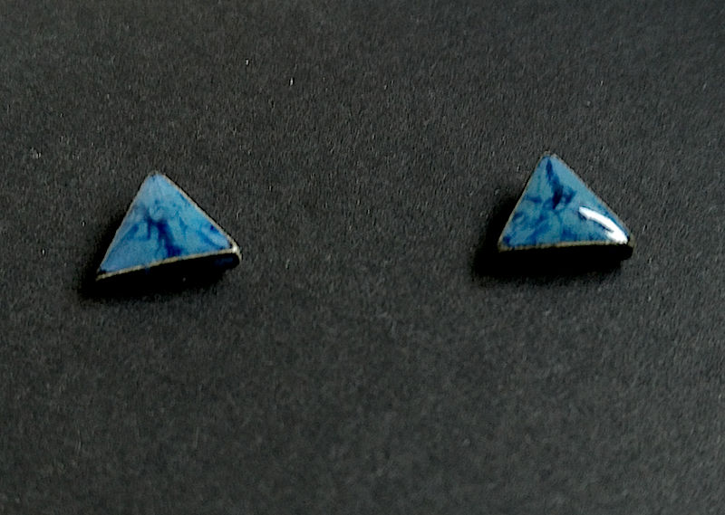 Keramikohrstecker blaues Dreieck Keramikohrstecker blaues Dreieck
