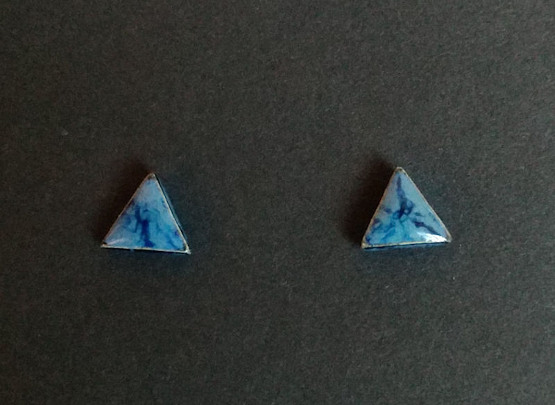 Keramikohrstecker blaues Dreieck