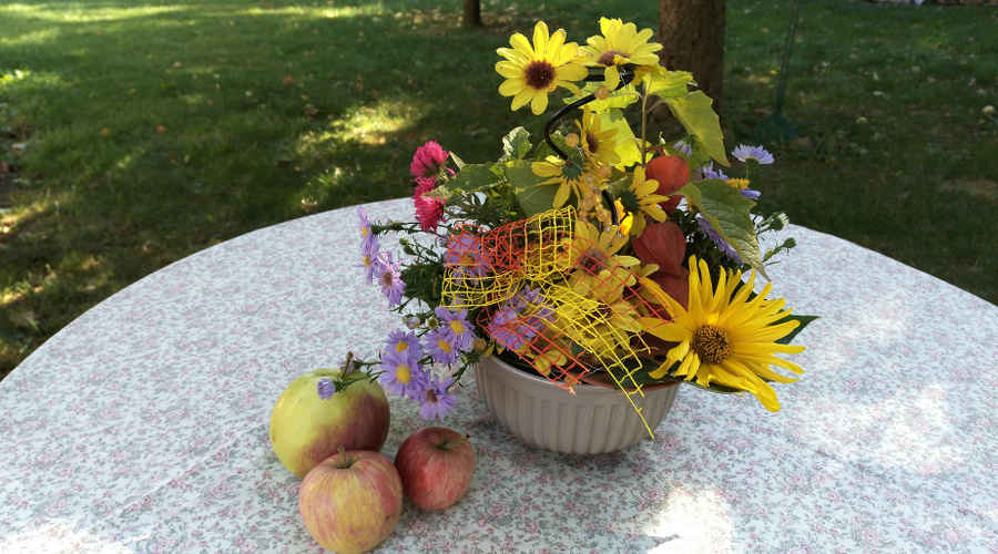 Blumensegel, Floristik, Steckhilfe, Blumen, Gesteck, Dekoration, Deko, Garten, DIY, Oderbruchscheune, Oderbruch, Geschenk